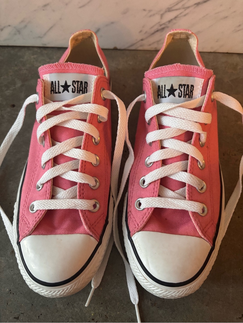 Women's Size 8 Converse All Star Low Top Sneakers - Pink